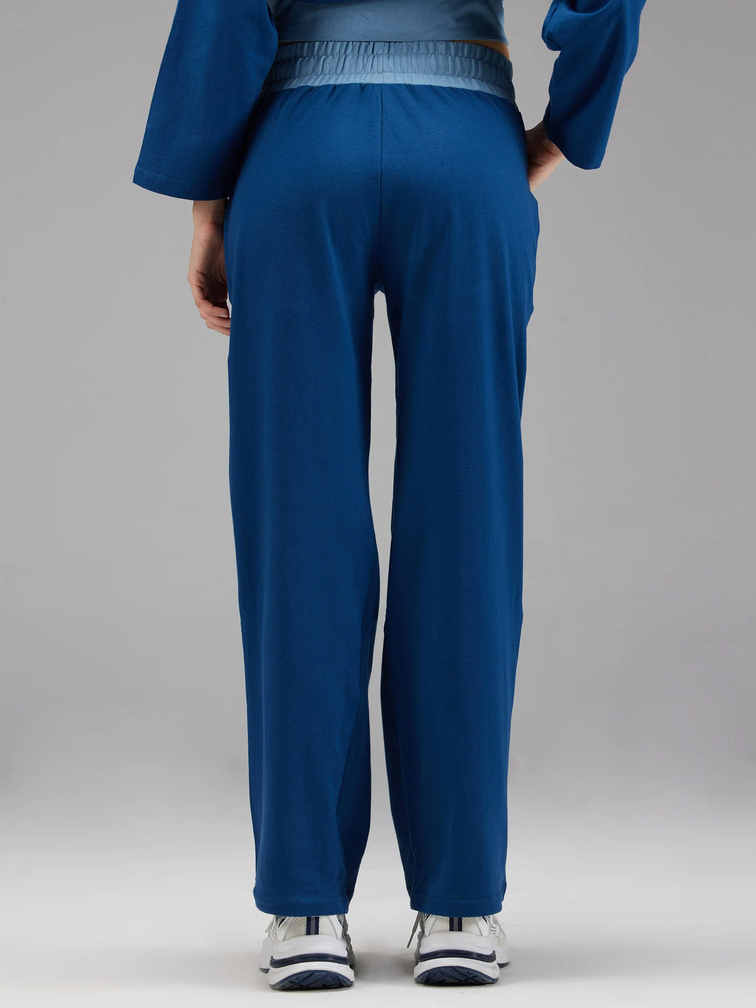 Blue Boxy Weekend Set - Image 6