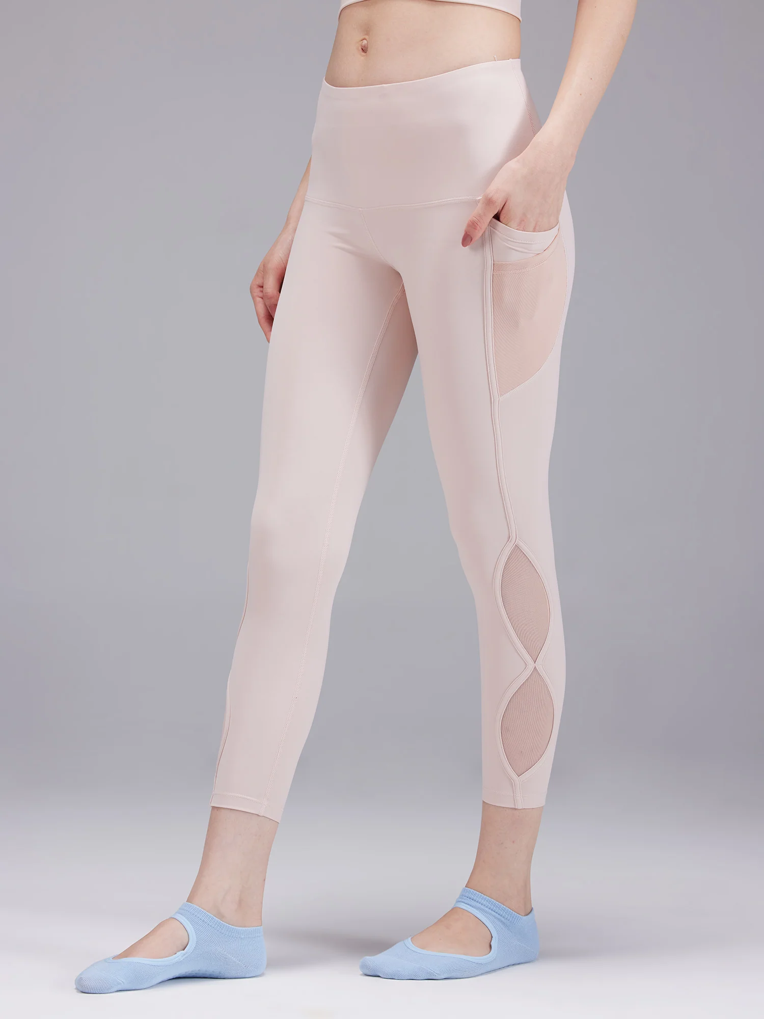 Blush MeshFit Leggings