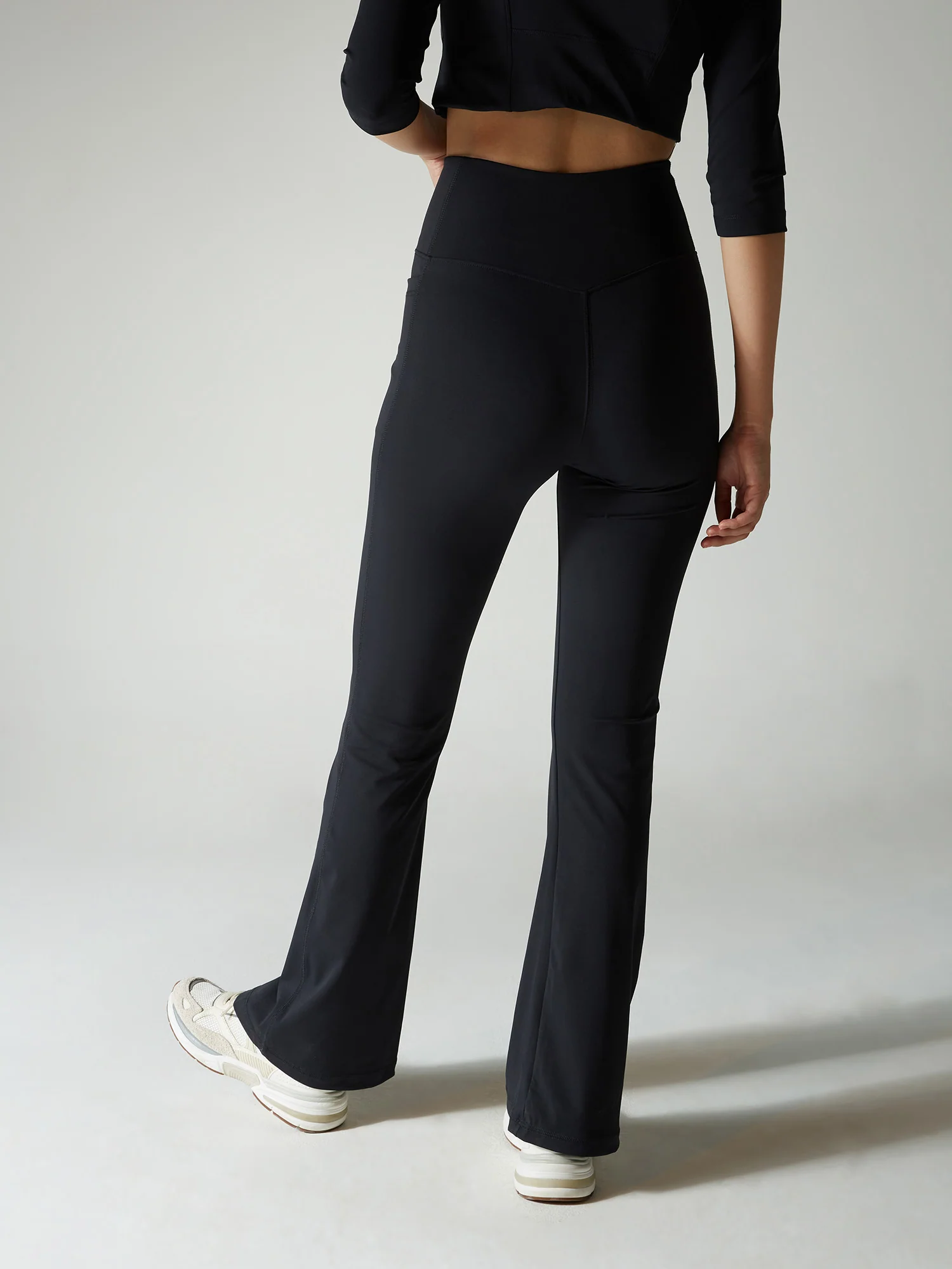 Obsidian Black Tall Hourglass Flared Leggings - Image 5