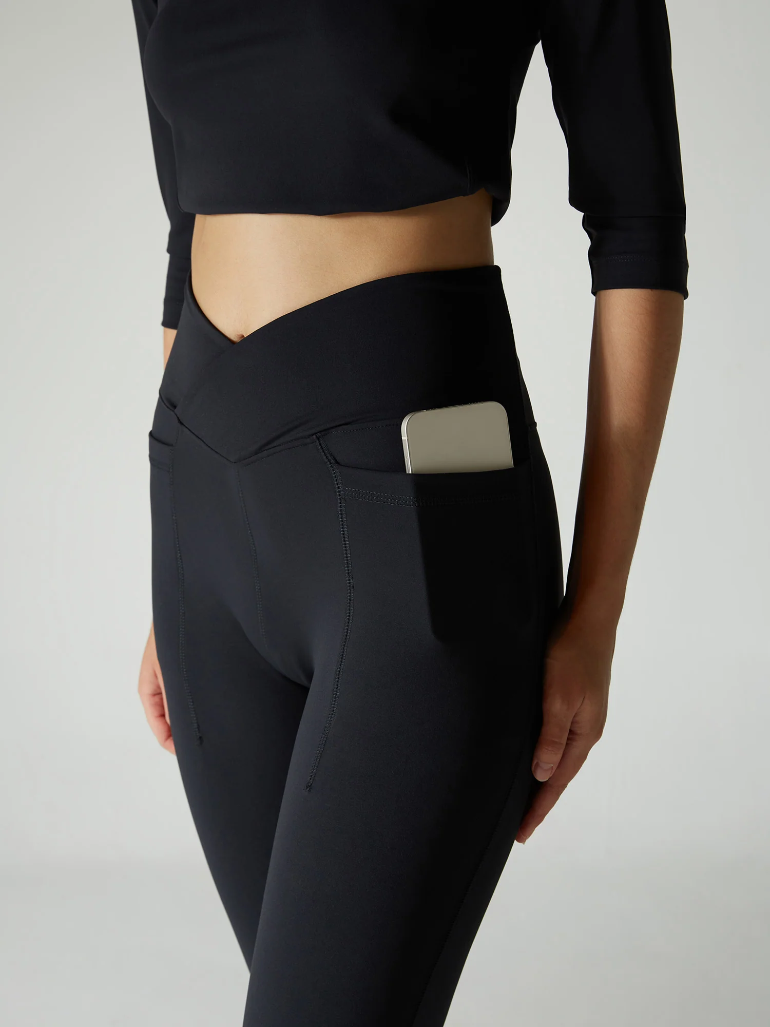 Obsidian Black Tall Hourglass Flared Leggings - Image 7