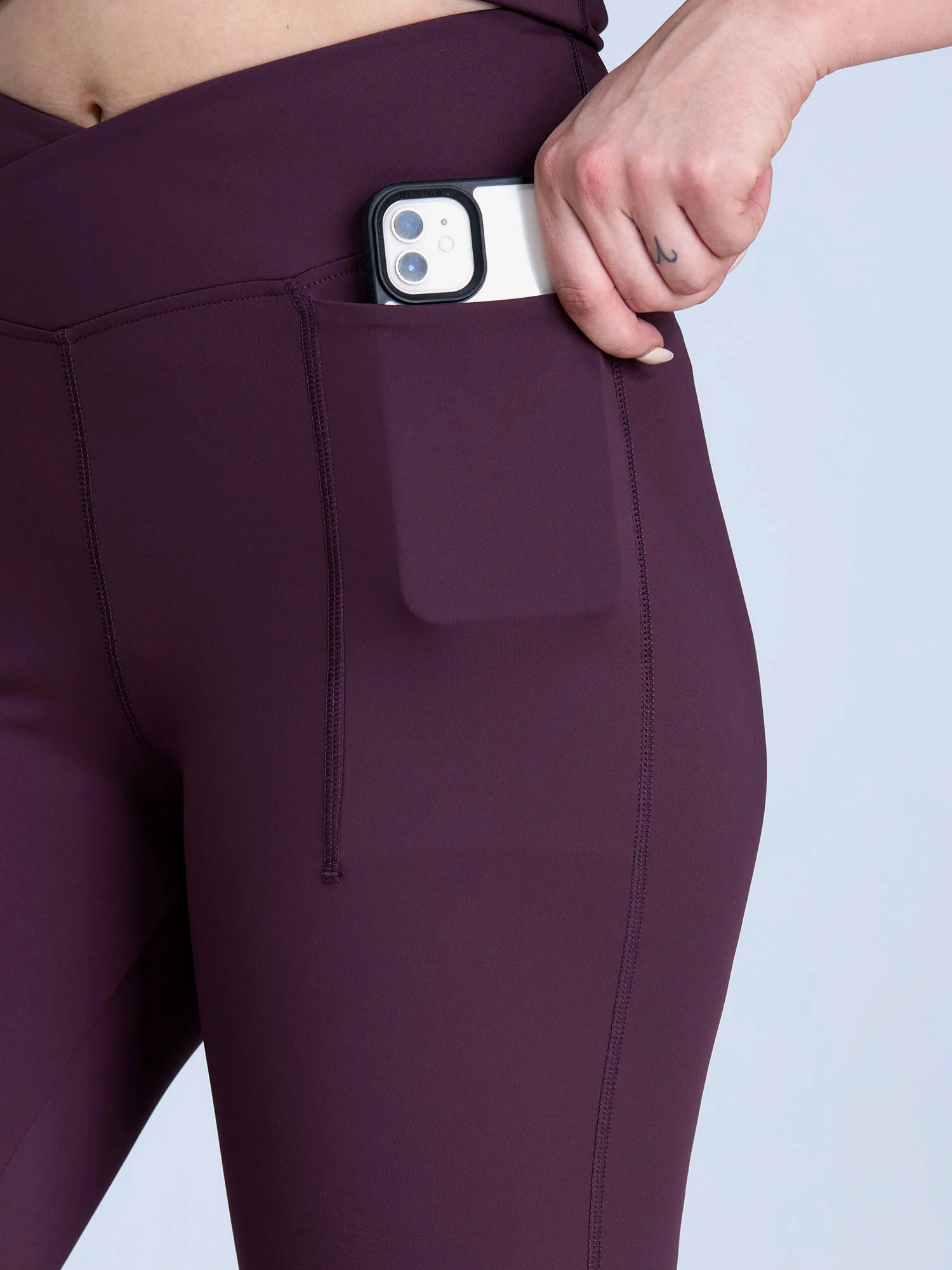 Wine Petite Hourglass Flared Leggings - Image 8